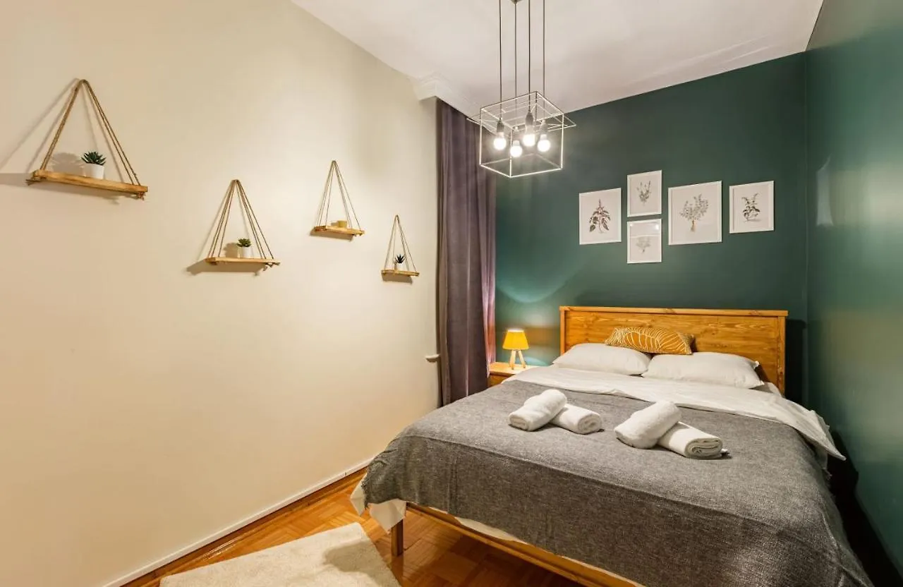 Lovely Flat With Great Location In Sisli Istanbul Turkey