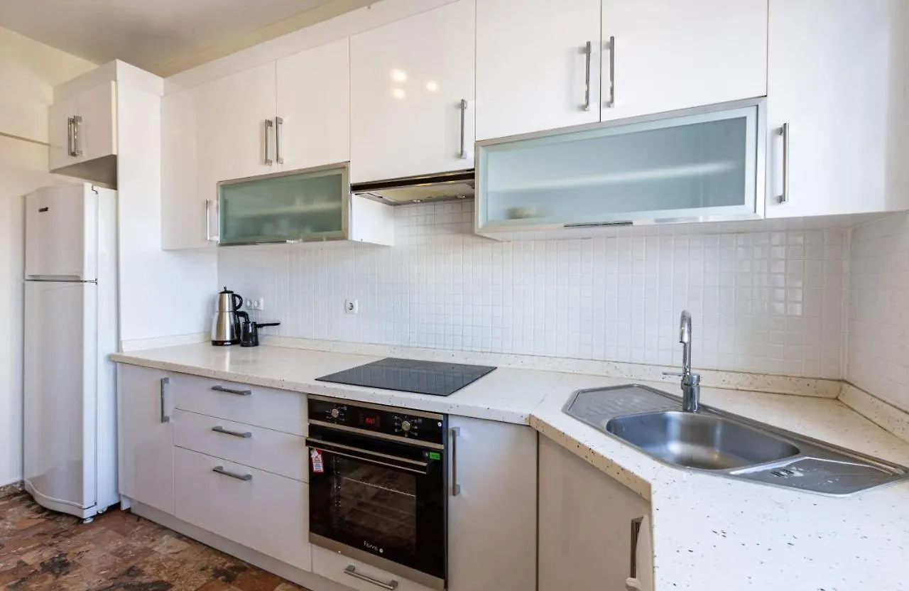 Lovely Flat With Great Location In Sisli Istanbul Apartment